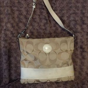 Khaki/ Ivory Coach crossbody messenger bag L7435.